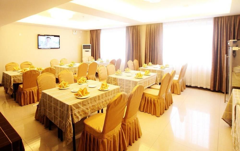 Chengdu Ronghome Hotel ภายนอก รูปภาพ
