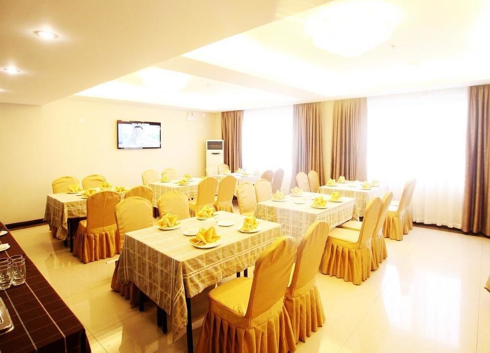 Chengdu Ronghome Hotel ภายนอก รูปภาพ